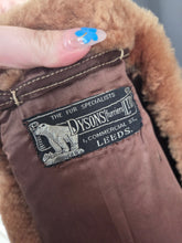 Load image into Gallery viewer, 1940s Beige/Sand Fur Coat With Strong Shoulders
