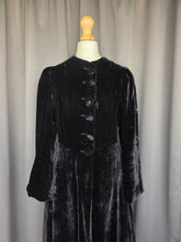 Load image into Gallery viewer, 1930s Black Soft Velvet Fit and Flare Coat
