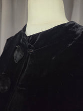 Load image into Gallery viewer, 1930s Black Soft Velvet Fit and Flare Coat
