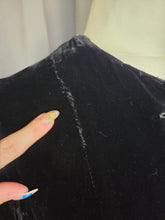 Load image into Gallery viewer, 1930s Black Soft Velvet Fit and Flare Coat
