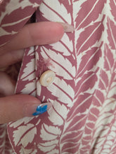 Load image into Gallery viewer, 1940s Dusky Pink and White Leaf Print Dress
