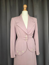 Load image into Gallery viewer, 1940s Rare Lilac/Dusky Pink Button Detail Suit
