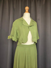 Load image into Gallery viewer, 1940s Dark Chartreuse Summer Suit
