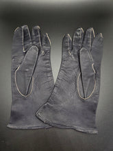 Load image into Gallery viewer, 1940s Stamped CC41 Navy Leather Gloves
