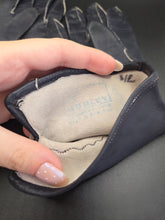 Load image into Gallery viewer, 1940s Stamped CC41 Navy Leather Gloves
