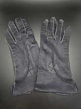 Load image into Gallery viewer, 1940s Stamped CC41 Navy Leather Gloves
