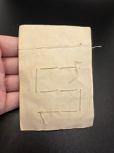 Load image into Gallery viewer, 1940s Deadstock Carded White Buttons
