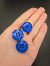 Load image into Gallery viewer, 1940s Royal Blue Plastic Buttons
