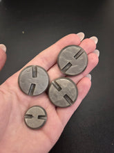 Load image into Gallery viewer, 1940s Marbled Grey Buttons
