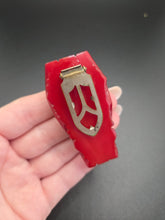Load image into Gallery viewer, 1940s Chunky Red Textured Bakelite Dress Clip
