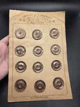 Load image into Gallery viewer, 1940s Deadstock Carded Taupe Brown Buttons
