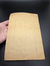 Load image into Gallery viewer, 1940s Deadstock Carded Taupe Brown Buttons
