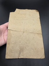 Load image into Gallery viewer, 1940s Deadstock Carded Green Buttons
