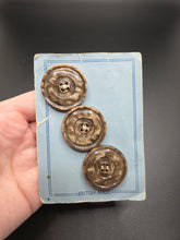 Load image into Gallery viewer, 1940s Deadstock Carded Brown Buttons
