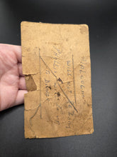 Load image into Gallery viewer, 1940s Deadstock Carded Red Buttons
