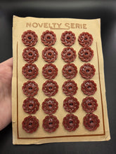 Load image into Gallery viewer, 1940s Deadstock Carded Brown/Pink Buttons
