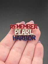 Load image into Gallery viewer, 1940s World War Two Pearl Harbour Brooch
