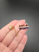 Load image into Gallery viewer, 1940s World War Two Fort Monmouth US Brooch
