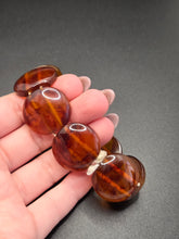 Load image into Gallery viewer, 1940s Root Beer Bakelite Stretchy Bracelet
