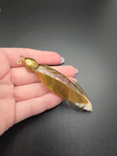 Load image into Gallery viewer, 1940s American Brass and Lucite Bug Brooch
