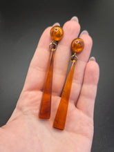 Load image into Gallery viewer, 1930s Deco Root Beer Bakelite Long Dangly Earrings
