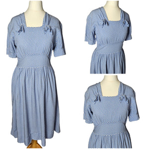 1940s Blue and White Diamond Print Dress With Bows
