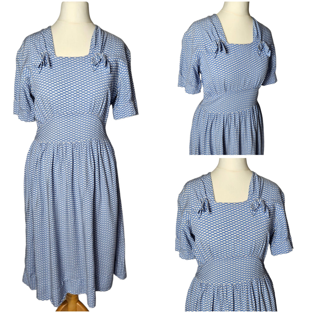 1940s Blue and White Diamond Print Dress With Bows