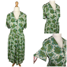 Load image into Gallery viewer, 1950s Green Flower Summer Dress
