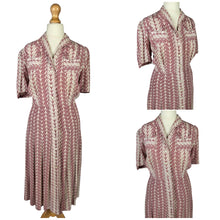 Load image into Gallery viewer, 1940s Dusky Pink and White Leaf Print Dress
