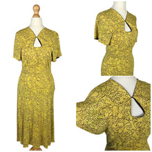 Load image into Gallery viewer, 1940s Yellow and Black Novelty Ladies Face Print Dress
