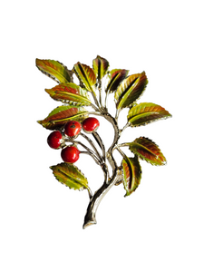 Vintage Exquisite Christmas Berry Brooch