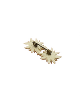 Load image into Gallery viewer, 1940s Carved Double Edelweiss Brooch
