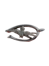 Load image into Gallery viewer, 1940s World War Two RAF Wishbone Brooch
