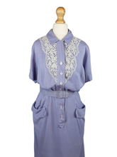 Load image into Gallery viewer, 1940s Lilac Cotton Dress With Lace Detail, Pockets and Original Belt
