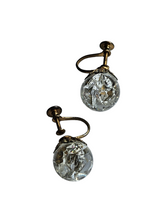 Load image into Gallery viewer, 1930s Crackled Glass Screwback Earrings
