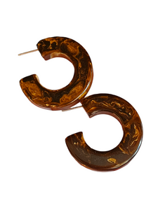 1940s Dark Chocolate Brown Marbled Bakelite Hoop Earrings