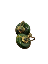 Load image into Gallery viewer, 1940s Green Marbled Bakelite Screwback Earrings
