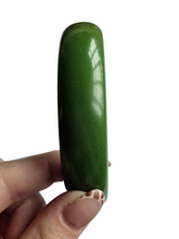 Load image into Gallery viewer, 1940s Chunky Bluey Green Bakelite Bangle

