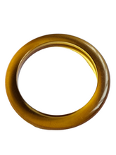 Load image into Gallery viewer, 1940s Thick Apple Juice Bakelite Bangle
