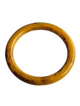 Load image into Gallery viewer, 1940s Banana Bread Marbled Bakelite Bangle
