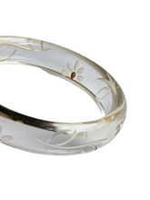 Load image into Gallery viewer, 1940s Reverse Carved Lucite Diamante Flower Bangle
