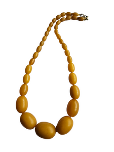 1940s Chunky Galalith Necklace