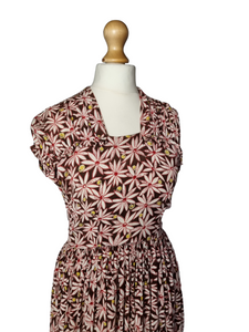 1940s Pink, Brown and Yellow Daisy Print Dress
