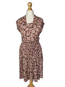 1940s Pink, Brown and Yellow Daisy Print Dress