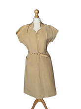 Load image into Gallery viewer, 1950s Yellow Grosgrain Dress With Strong Shoulders
