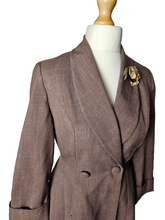 Load image into Gallery viewer, 1940s/1950s Brown Taupe Princess Coat
