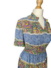 Load image into Gallery viewer, 1940s Sky Blue and Multicoloured Paisle Print Dress With Amazing Collar
