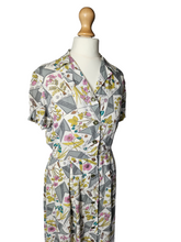 Load image into Gallery viewer, 1940s Grey Novelty Print Flower and Names Dress
