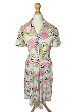 Load image into Gallery viewer, 1940s Pink, Green, Black Waffle Cotton Bird and Leaf Print Dress
