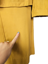 Load image into Gallery viewer, 1940s Golden Yellow Suit With Peter Pan Collar
